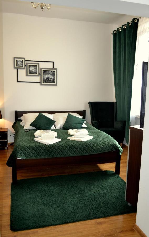 Piast 3*